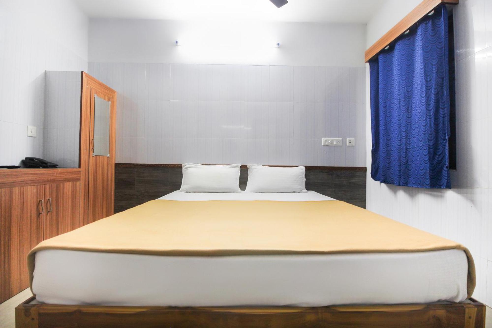 Hotel O Jks Deluxe Lodge Udaiyarpalaiyam Kültér fotó